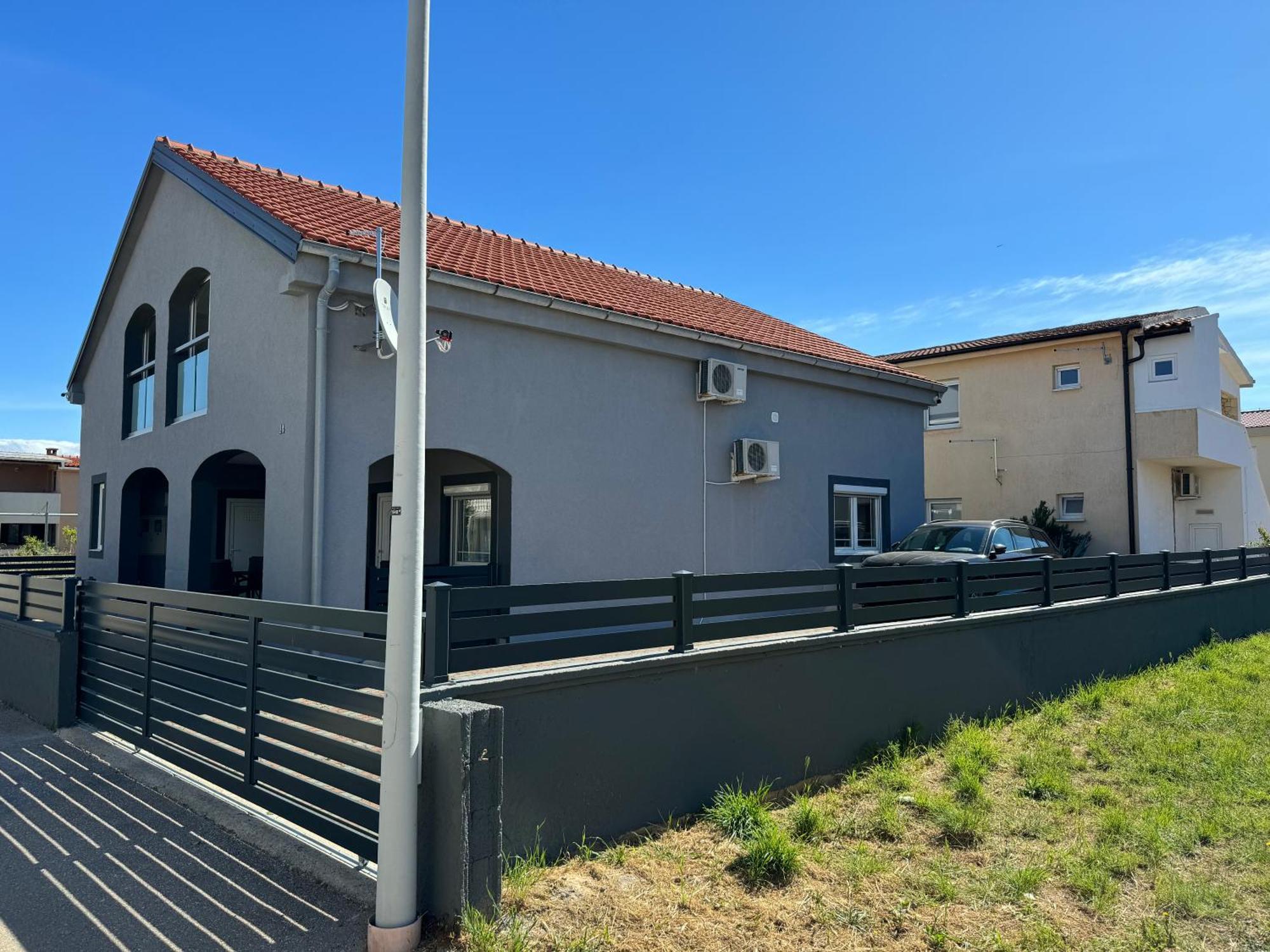 Apartmani Ivano Vir Exteriör bild